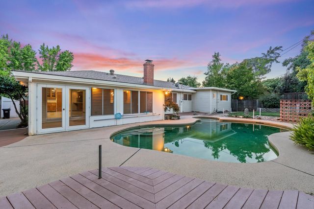 4341 Jan Dr, Carmichael, CA 95608