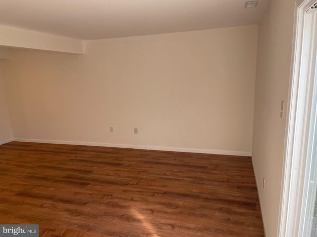 17 LOG POND DR, Horsham, PA 19044