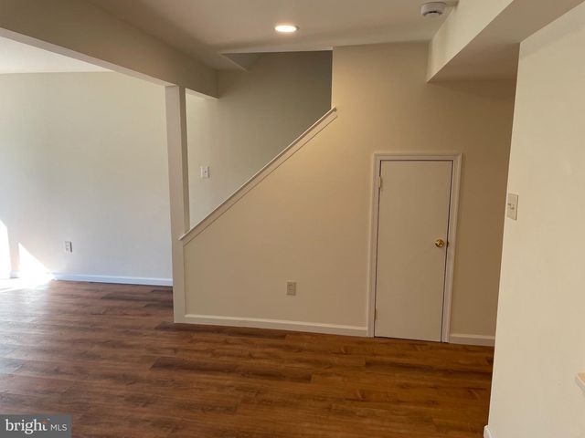 17 LOG POND DR, Horsham, PA 19044