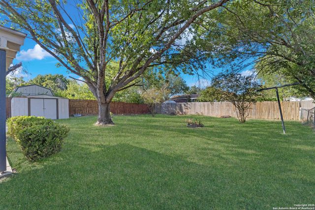 2143 Calle Del Sol, San Antonio, TX 78226