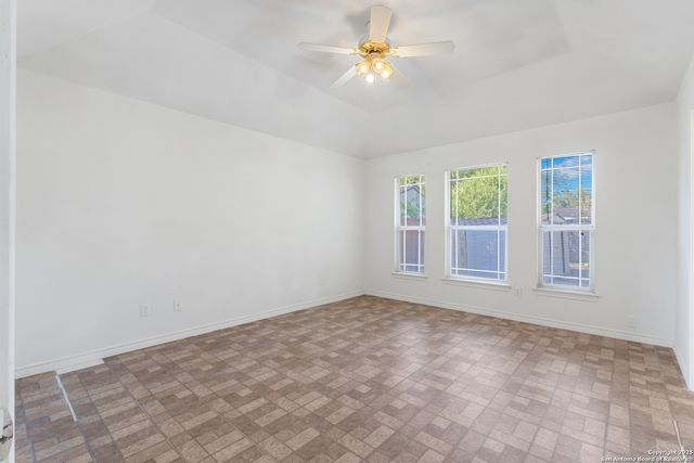 2143 Calle Del Sol, San Antonio, TX 78226