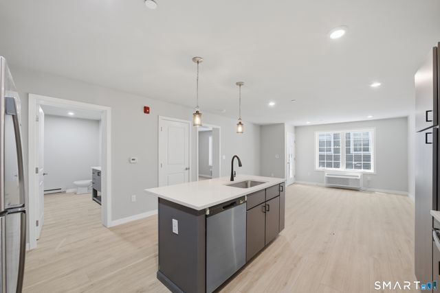 589 Bedford Street 205, Stamford, CT 06901