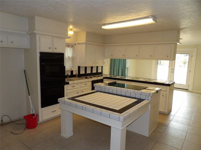 26527 Bayou Tesch Drive, Magnolia, TX 77354