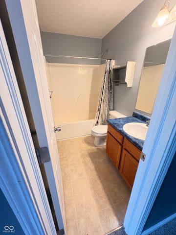 6633 Gadsen Court, Plainfield, IN 46168