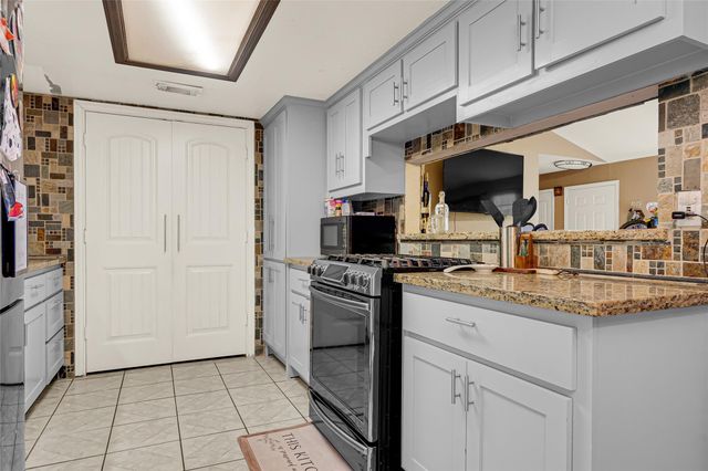 10238 Valley Wind Drive, Houston, TX 77078