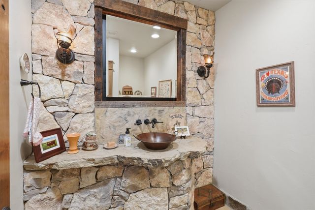 1671 Falls Creek Drive, Graford, TX 76449