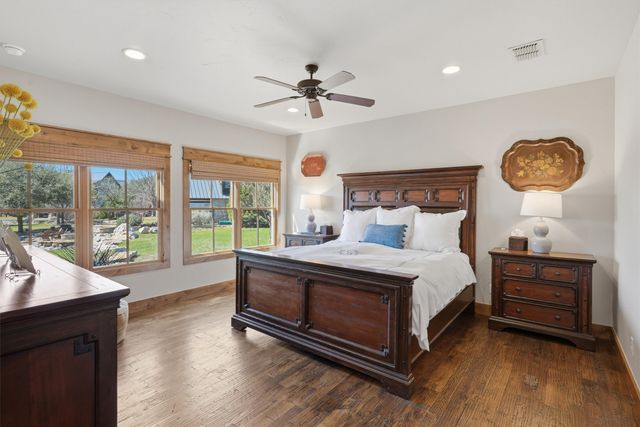 1671 Falls Creek Drive, Graford, TX 76449