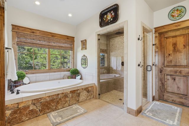 1671 Falls Creek Drive, Graford, TX 76449