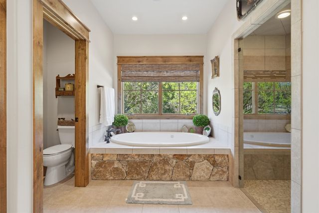 1671 Falls Creek Drive, Graford, TX 76449