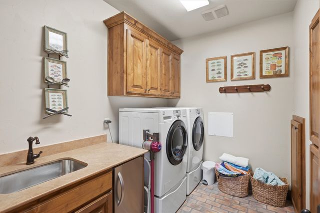 1671 Falls Creek Drive, Graford, TX 76449