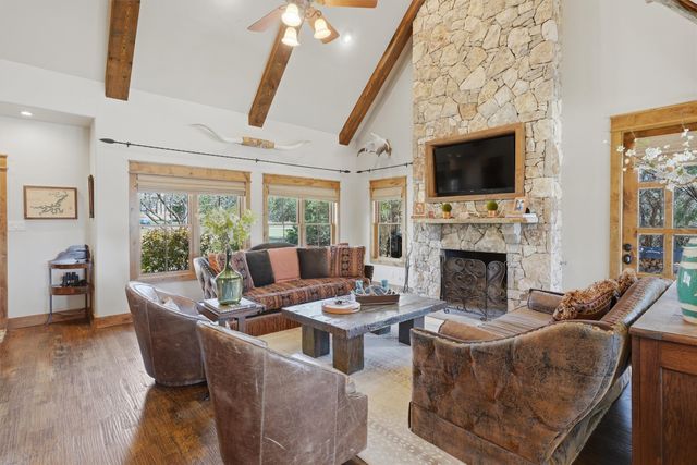 1671 Falls Creek Drive, Graford, TX 76449