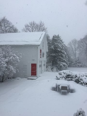 674 Webster St, Needham, MA 02492