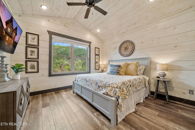 1125 Autumn Path Way, Sevierville, TN 37862