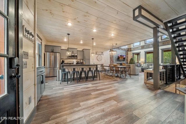 1125 Autumn Path Way, Sevierville, TN 37862
