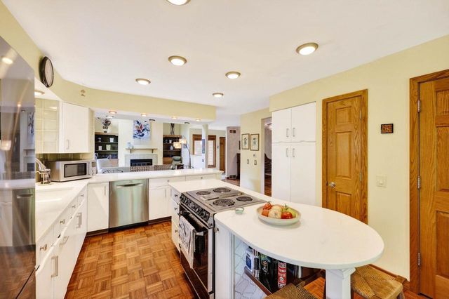 118 Glenthistle Road, Madison, WI 53705