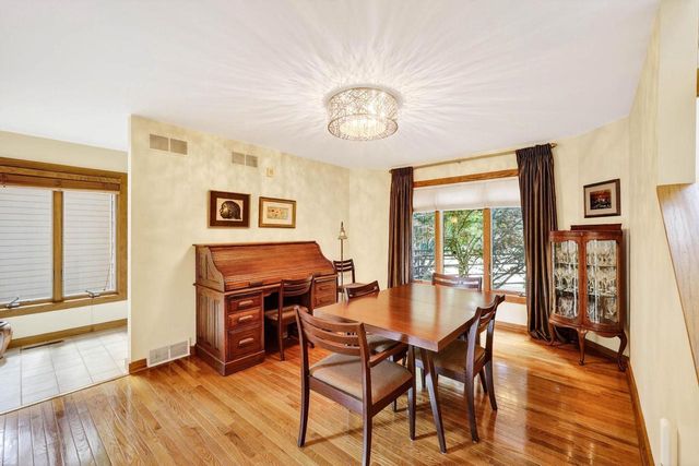 118 Glenthistle Road, Madison, WI 53705