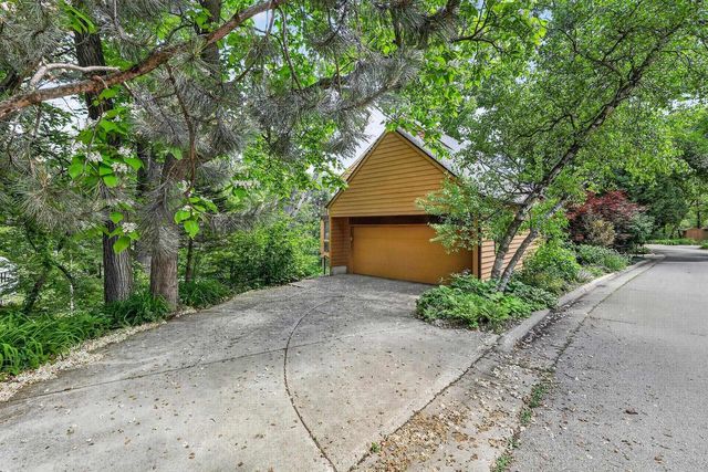 118 Glenthistle Road, Madison, WI 53705