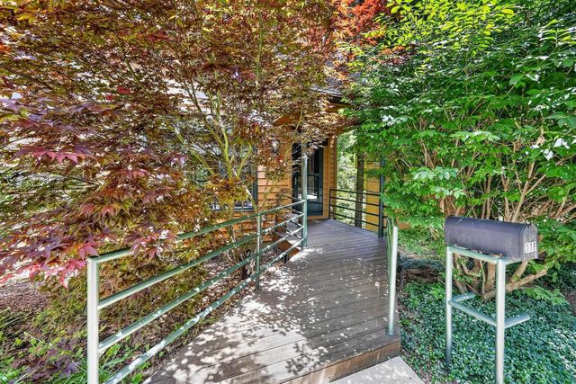 118 Glenthistle Road, Madison, WI 53705
