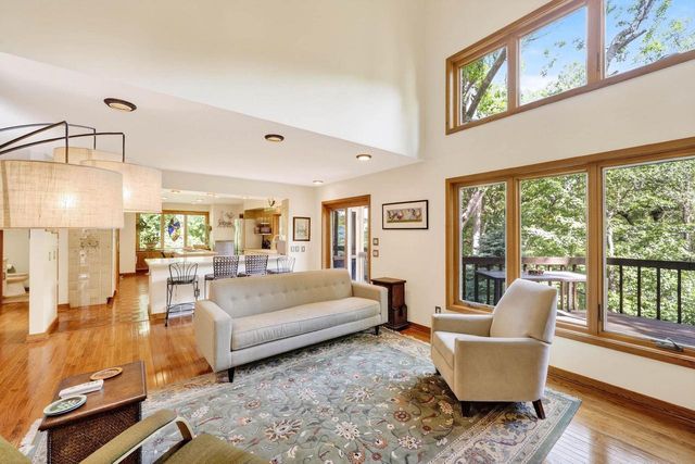 118 Glenthistle Road, Madison, WI 53705
