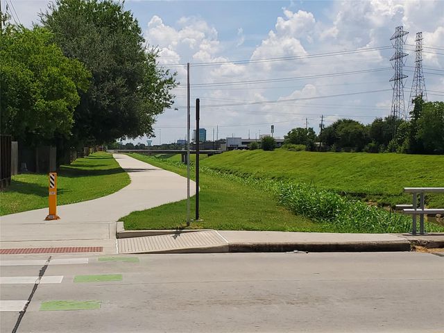 4430 Wildacres Drive, Houston, TX 77072