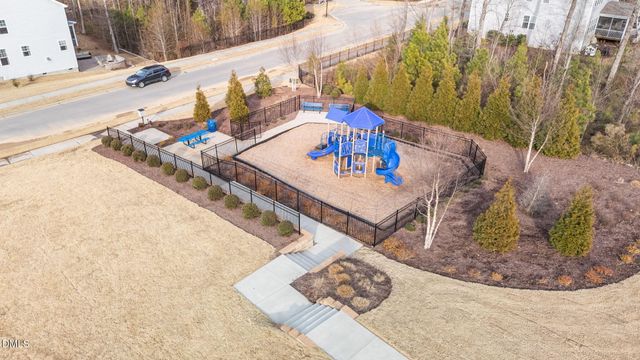 2915 Winter Crop Way, Apex, NC 27523