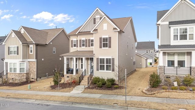 2915 Winter Crop Way, Apex, NC 27523