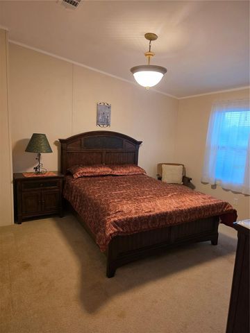 918 50TH AVENUE W, Bradenton, FL 34207