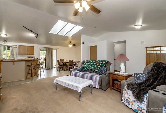 7605 295th, Roy, WA 98580