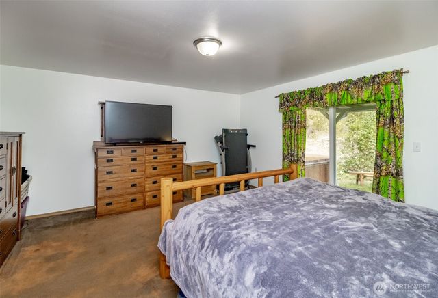 7605 295th, Roy, WA 98580