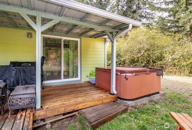 7605 295th, Roy, WA 98580