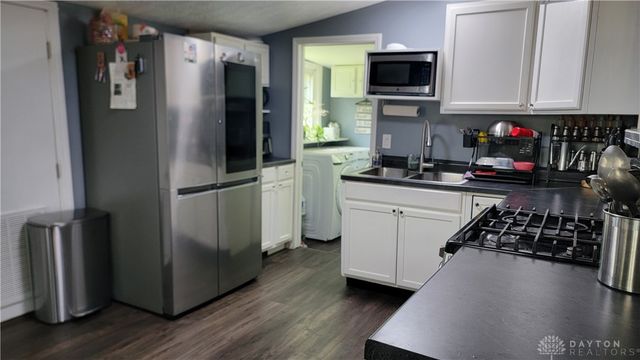 235 S Lansdowne Avenue, Jefferson Twp, OH 45417