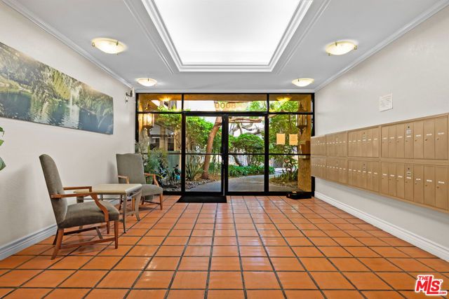 8207 Raintree Circle, Culver City, CA 90230