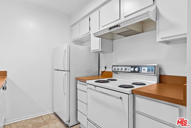 8207 Raintree Circle, Culver City, CA 90230