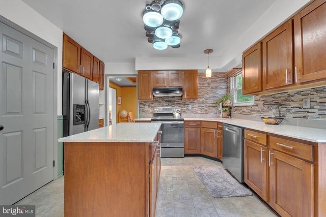 204 SHIRES WAY, Egg Harbor Township, NJ 08234
