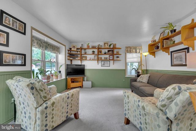 204 SHIRES WAY, Egg Harbor Township, NJ 08234