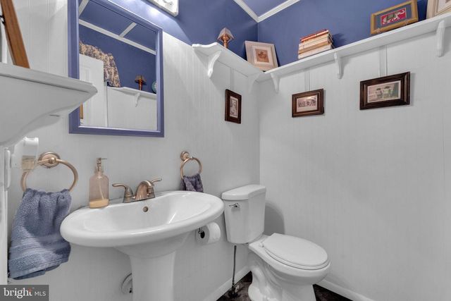 204 SHIRES WAY, Egg Harbor Township, NJ 08234