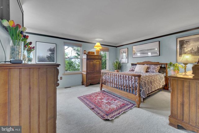 204 SHIRES WAY, Egg Harbor Township, NJ 08234