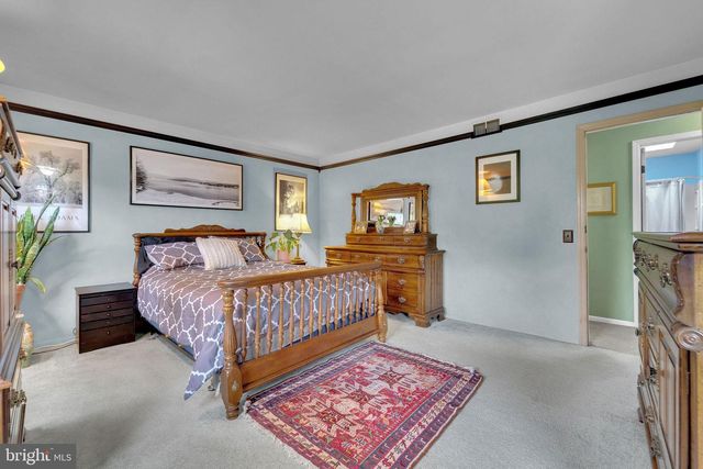 204 SHIRES WAY, Egg Harbor Township, NJ 08234