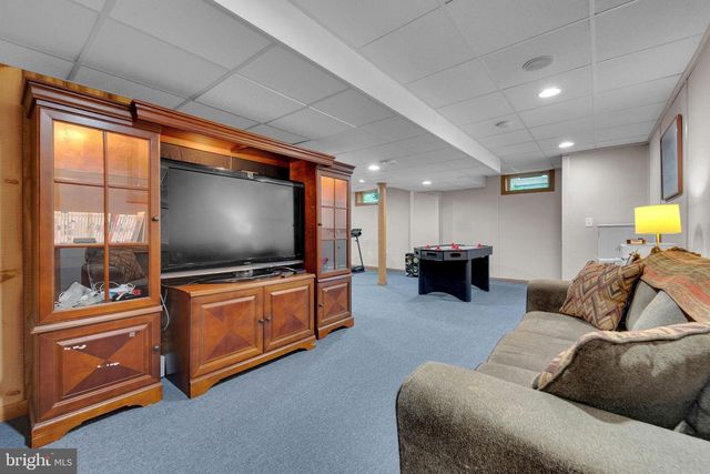 204 SHIRES WAY, Egg Harbor Township, NJ 08234
