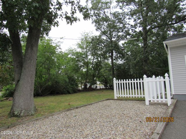 255 Dogwood Lane, Forked River, NJ 08731