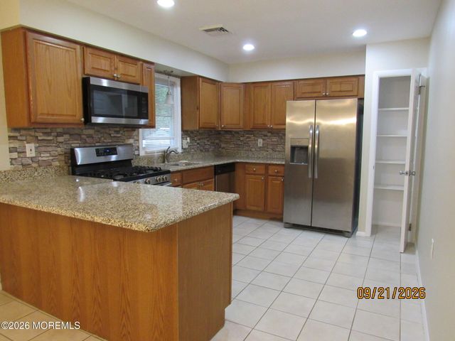 255 Dogwood Lane, Forked River, NJ 08731
