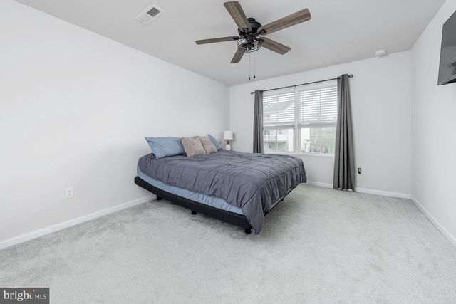 15 SOUTHWIND DR, Blackwood, NJ 08012