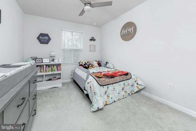 15 SOUTHWIND DR, Blackwood, NJ 08012