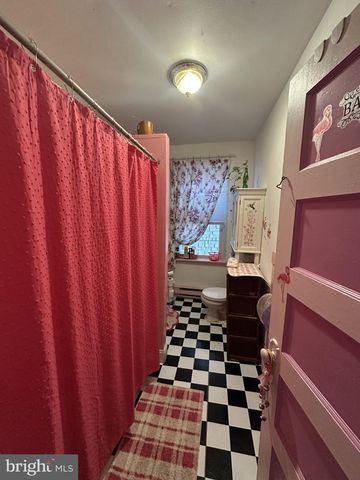 1912 CHESTNUT ST, Harrisburg, PA 17104