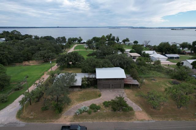 401 County Road 128, Burnet, TX 78611