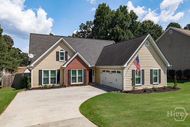 5685 Sugar Crossing Drive, Sugar Hill, GA 30518