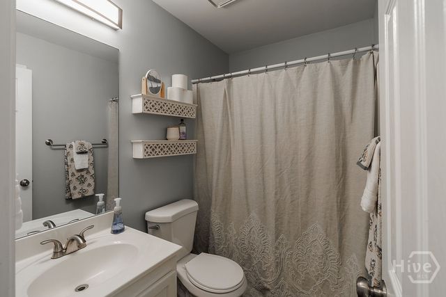 5685 Sugar Crossing Drive, Sugar Hill, GA 30518