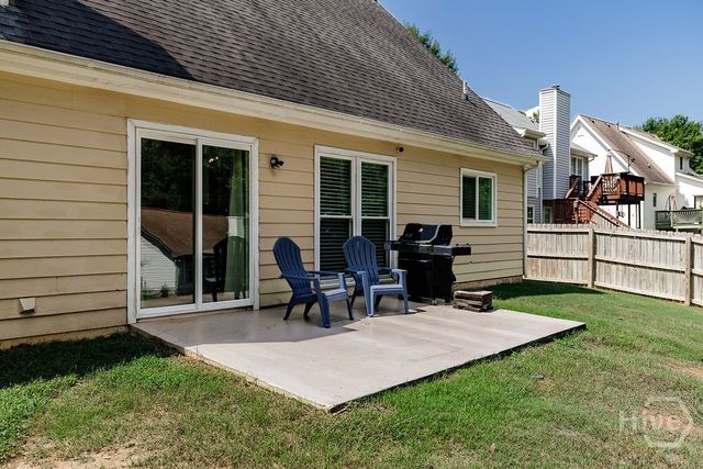 5685 Sugar Crossing Drive, Sugar Hill, GA 30518