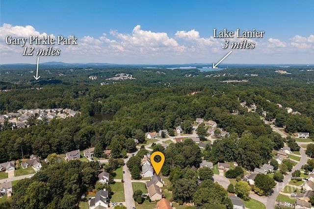 5685 Sugar Crossing Drive, Sugar Hill, GA 30518