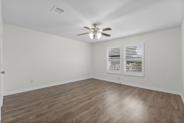 874 Pebblebank Lane, League City, TX 77573